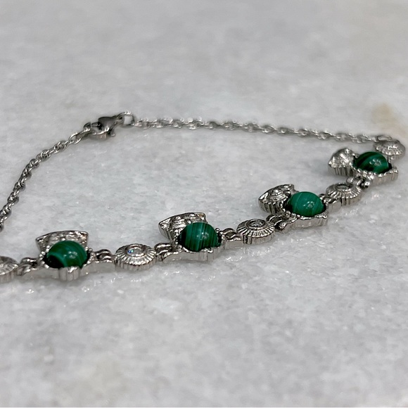 African Malachite and Diamond Silver Owl Bracelet - Picture 8 of 11